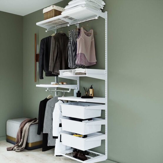 Гардеробная Система хранения ARISTO в белом декоре - стильное и элегантное решение для вашей гардеробной. Включает деревянные декоративные элементы, доступные в трех цветах: белом, светлом и темном дереве. Комплектация включает боковые выдвижные корзины для удобства хранения. Надежная металлическая конструкция обеспечивает надежное крепление, а полки представлены в различных вместительностях. Изготовлено из экологичных материалов. Подходит для использования в гостиной, детской, прихожей и спальне 5 Гардеробные комнаты на заказ - изготовление и продажа гардеробных, шкафов, дверей гардеробные,гардеробная,гардеробная система,гардеробная комната,гардеробная на заказ,гардеробная купить,двери в гардеробную