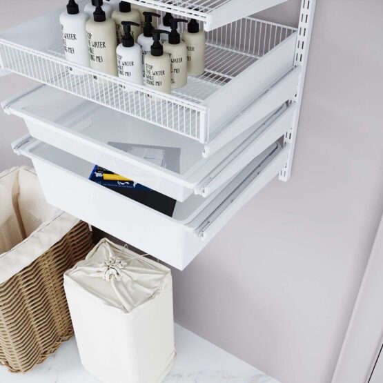 Оснащение ванной комнаты: Полки проволочные, сушилка, полки-корзины сетчатые выдвижные с доводчиком 6 Гардеробные комнаты на заказ - изготовление и продажа гардеробных, шкафов, дверей гардеробные,гардеробная,гардеробная система,гардеробная комната,гардеробная на заказ,гардеробная купить,двери в гардеробную