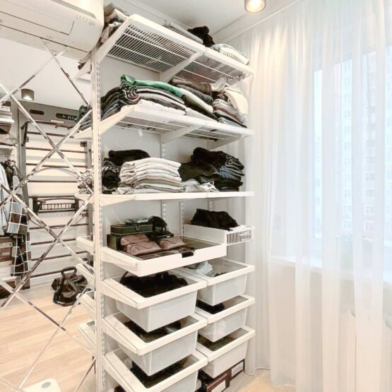 Гардеробная в белом декоре 3 Гардеробные комнаты на заказ - изготовление и продажа гардеробных, шкафов, дверей гардеробные,гардеробная,гардеробная система,гардеробная комната,гардеробная на заказ,гардеробная купить,двери в гардеробную