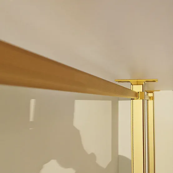 Гардеробнаям система на стойках из анодированного алюминия Stilos Gold фирмы EUREKA ITALIA 7 Гардеробные комнаты на заказ - изготовление и продажа гардеробных, шкафов, дверей Гардеробнаям система