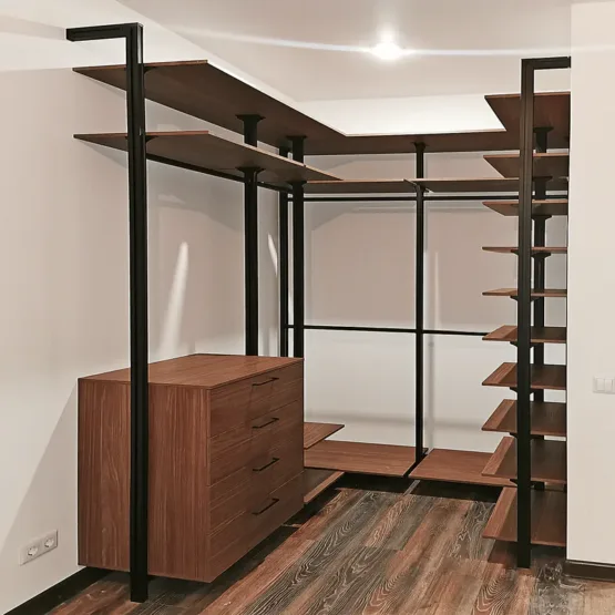 Гардеробная система на стойках