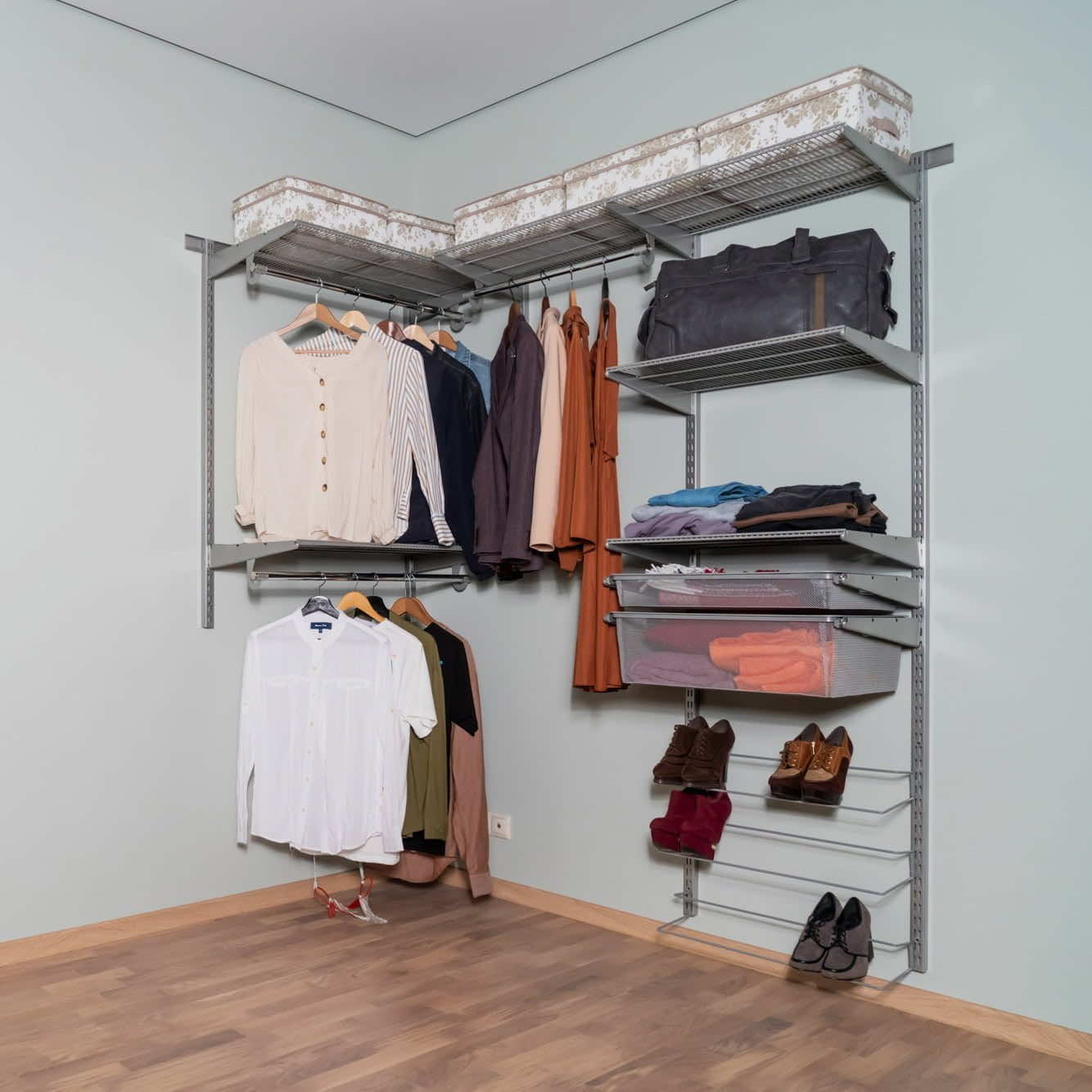 Гардеробная система Gardie для компактных пространств