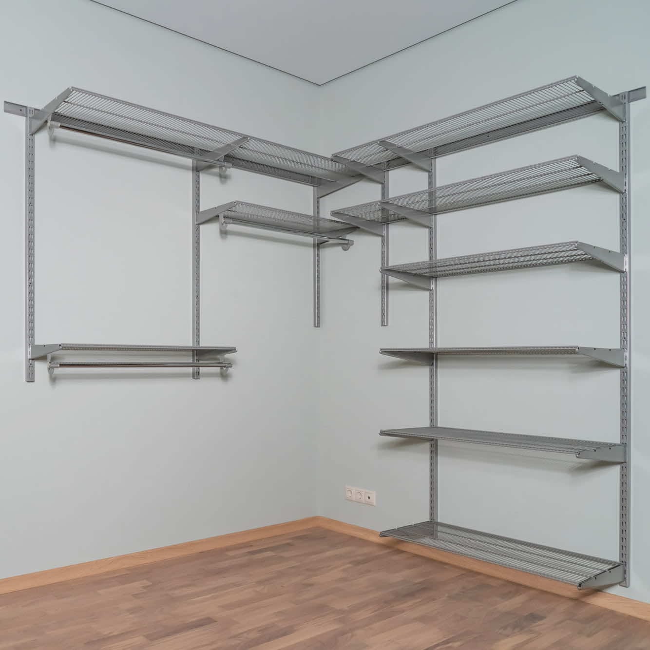 Гардеробная система Gardie для компактных пространств