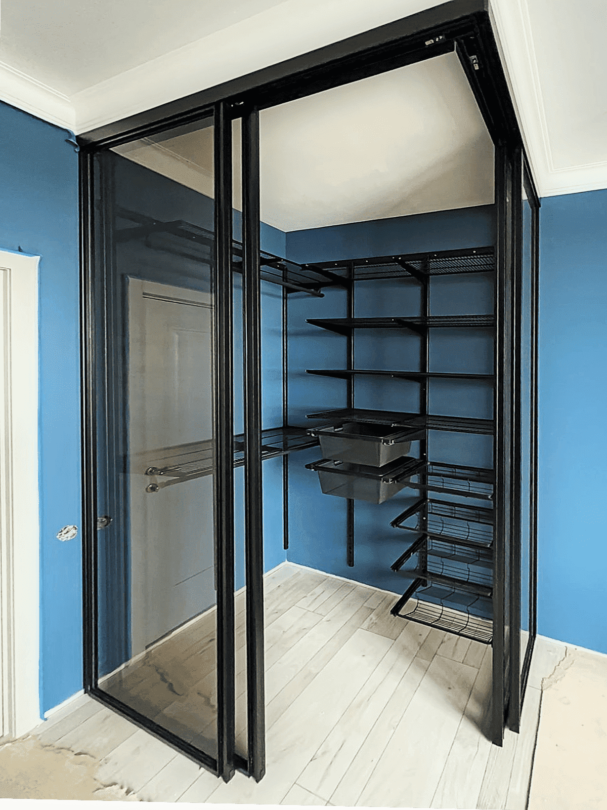 Раздвижные двери-купе зеркало для гардеробной комнаты