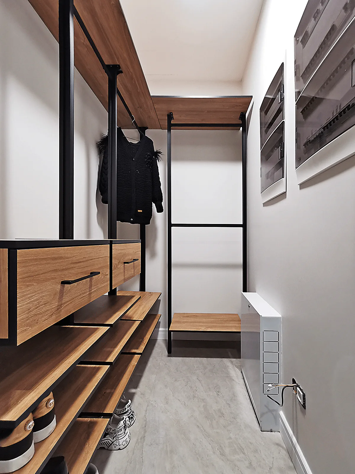 Гардеробная система Stilos с открытой архитектурой