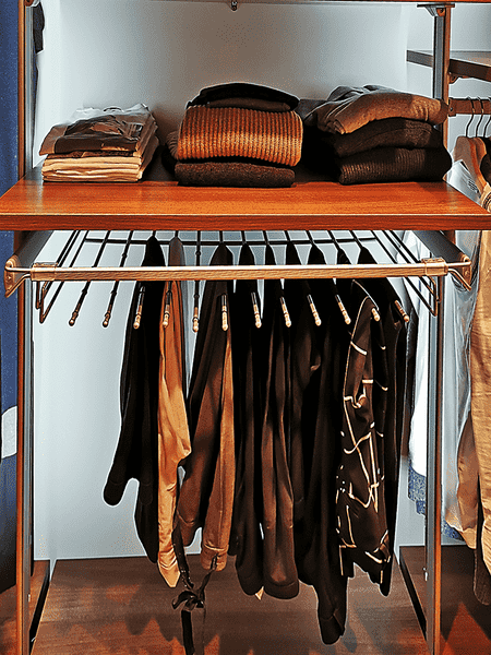 Модуль хранения с полкой и выдвижной штангой