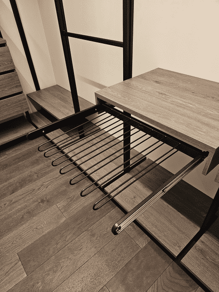 Выдвижная корзина для гардеробной