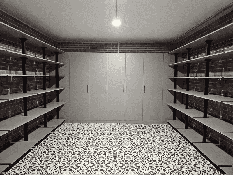 Гардеробная система с внутренними модулями хранения