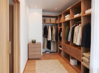 гардеробная на балконе